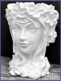 Ваза из гипса