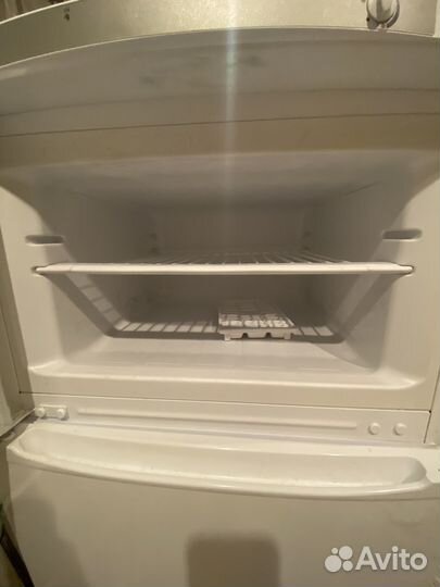 Холодильник indesit