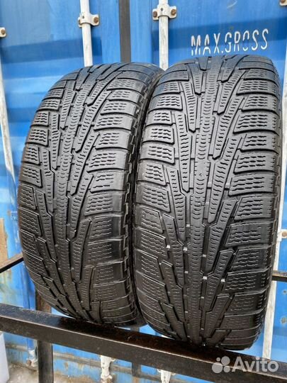 Nokian Tyres Hakkapeliitta R SUV 235/60 R17 106R