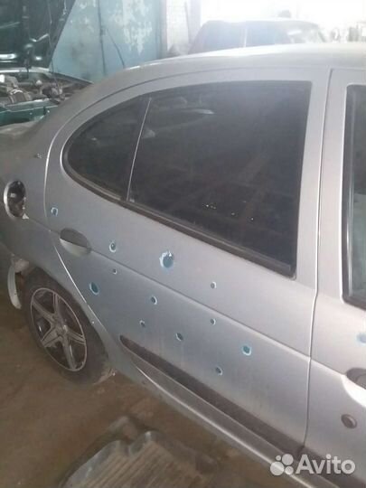 Дверь задняя правая Renault Megane 1