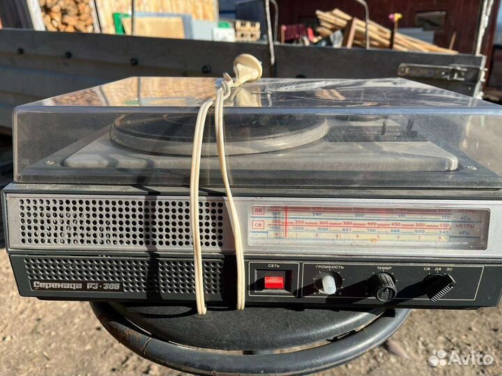 Проигрыватель винила Серенада 308