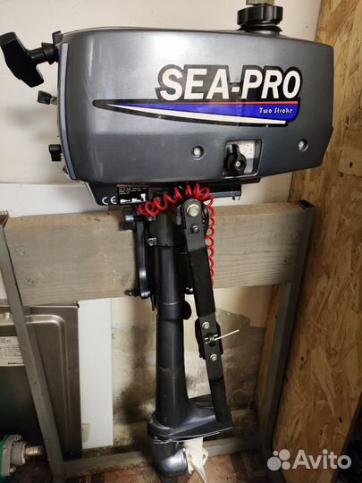 Лодочный моторSea-Pro с лодкой