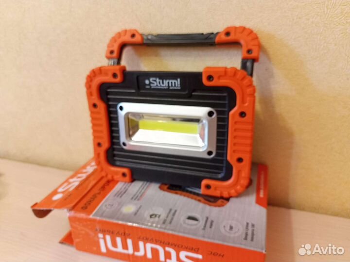 Фонарь прожектор Sturm
