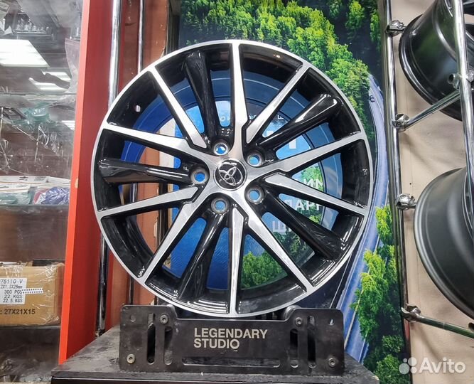 Диски новые R18 Toyota 5x114.3