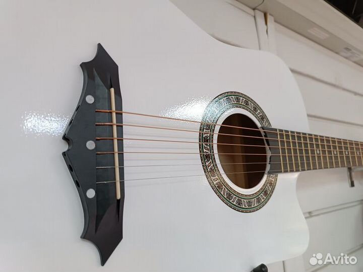 Гитара North Sound белая