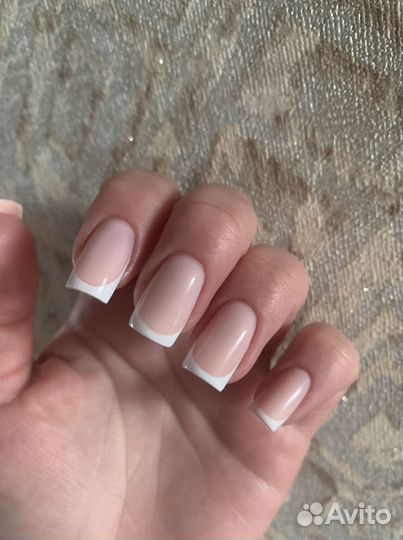 Мастер маникюра, педикюра и наращивание ногтей