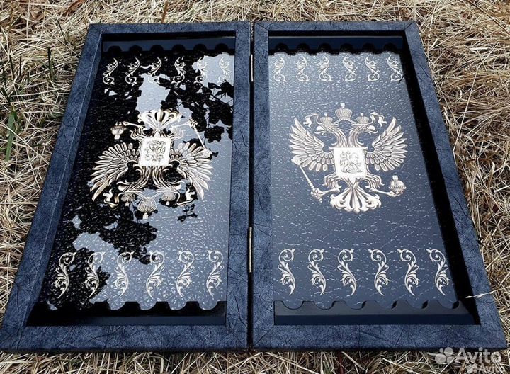 Нарды Герб России