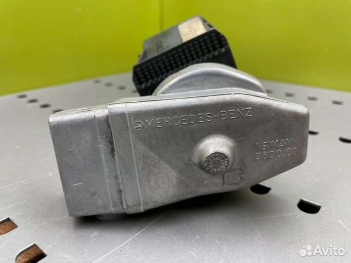 Замок зажигания Mercedes-Benz S-Class W140