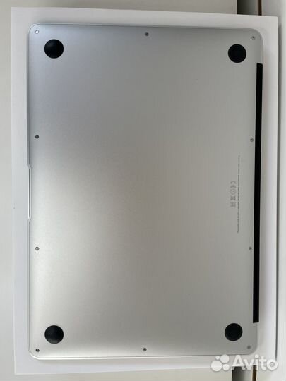 Macbook air 13 early 2015