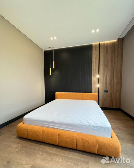 Кровать с изголовьем Двухспальная