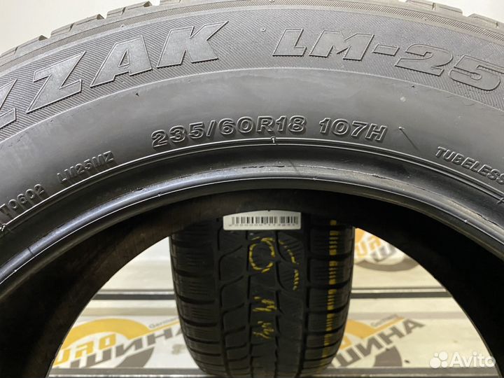 Bridgestone Blizzak LM-25 235/60 R18