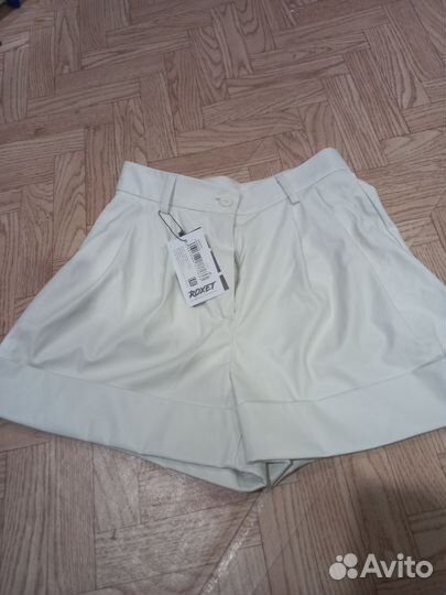 Кожаные шорты