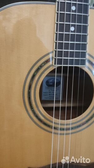Акустическая гитара
