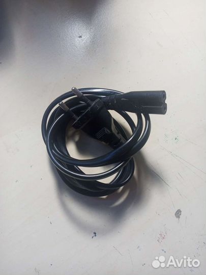 Магнитофон кассетный sanyo 2512e