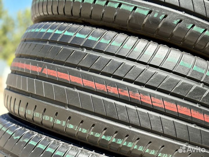 Bridgestone Alenza 001 275/45 R20 и 305/40 R20