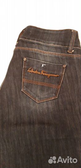 Женские джинсы