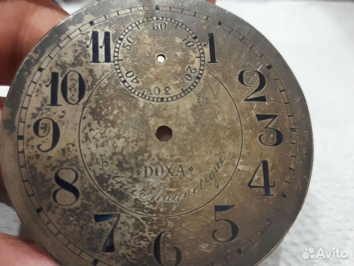 Серебряный циферблат