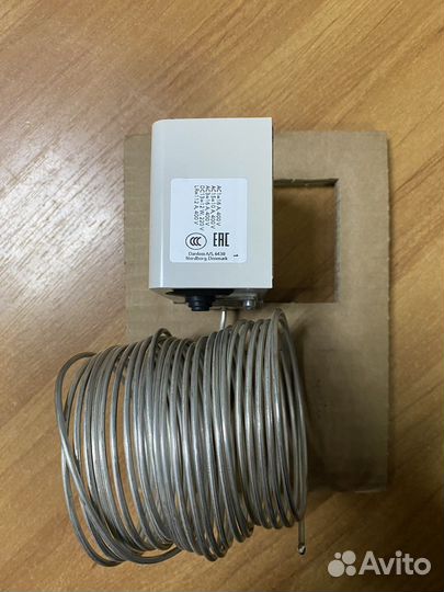 Реле температуры Danfoss KP-61