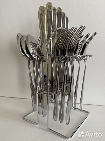 Набор столовых приборов 24