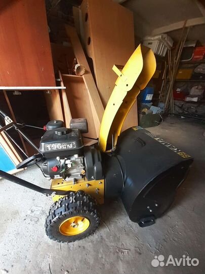 Снегоуборщик бензиновый самоходный бу