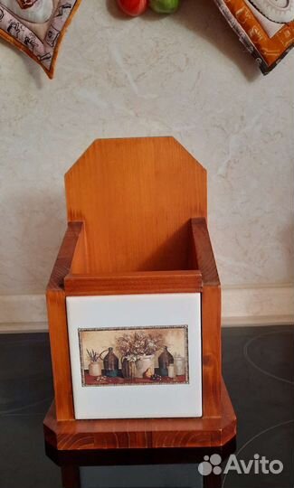 Подставка для кухни с полотенцедержателем