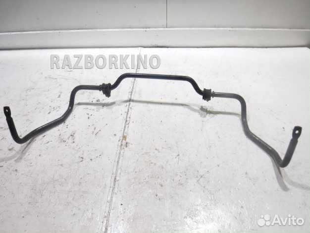 Стабилизатор передний