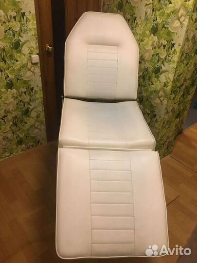 Косметологическое кресло. Кушетка