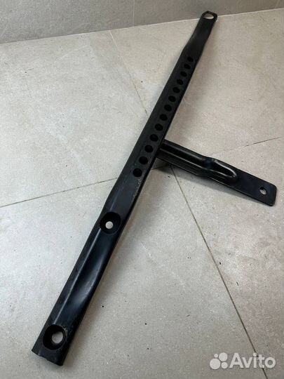 Кронштейн Jeep Wrangler JL 2021 62517A874AA