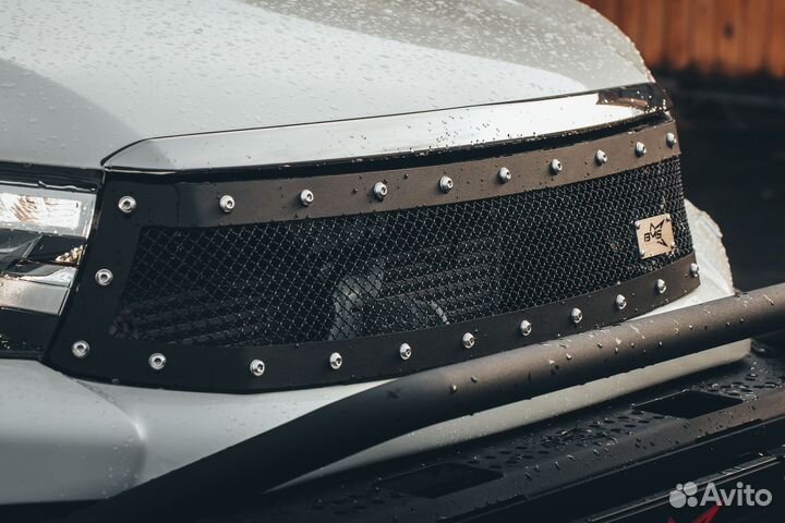 Решетка радиатора BMS GT Тойота Хайлюкс рево