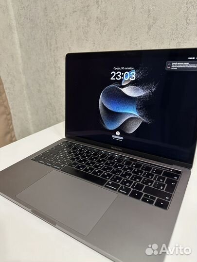 Macbook Pro 13 2019 touch bar