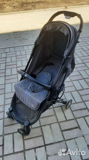 Прогулочная коляска