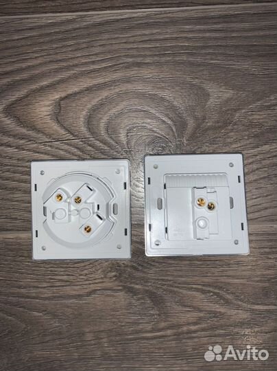 Розетки и выключатель черные Smart Switch