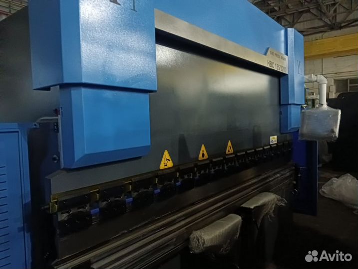 4+1 чпу мт-15 Листогибочный пресс с чпу MetalTec