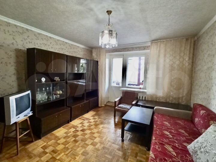 3-к. квартира, 61 м², 1/5 эт.