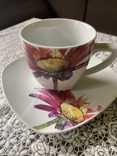 Чашка с блюдцем