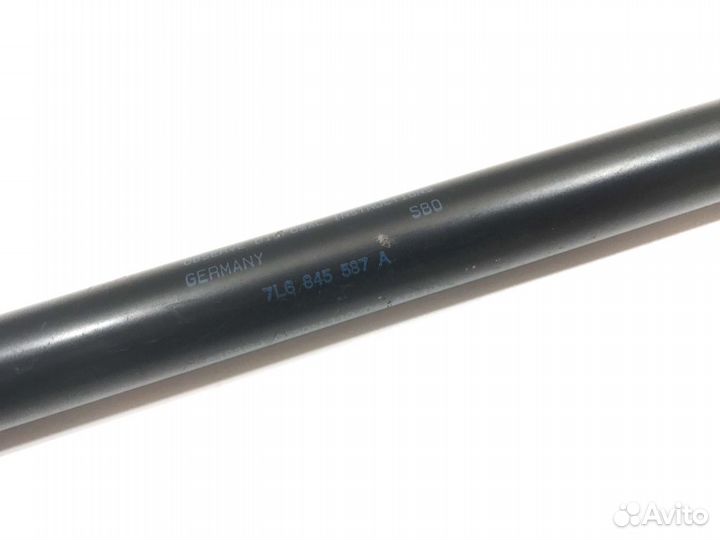 Амортизатор капота Volkswagen Touareg