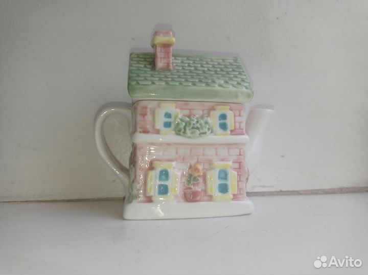 Чайник заварочный фарфоровый маленький