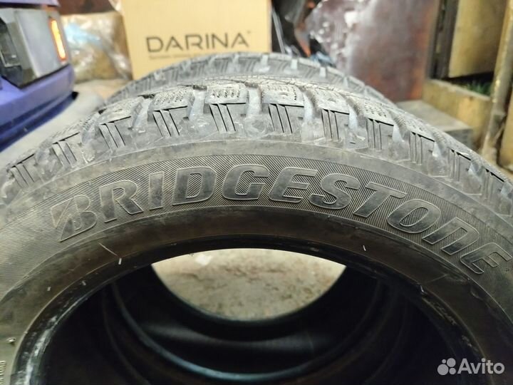 Bridgestone Blizzak Spike-01 225/60 R17