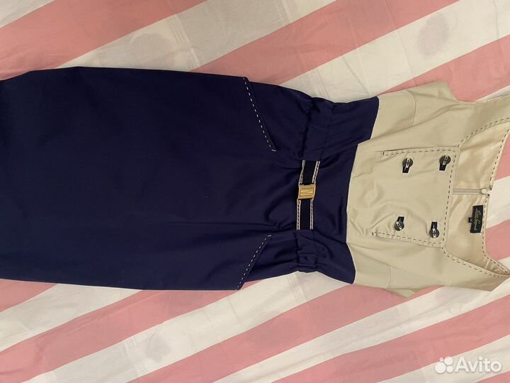 Костюм классический женский 42