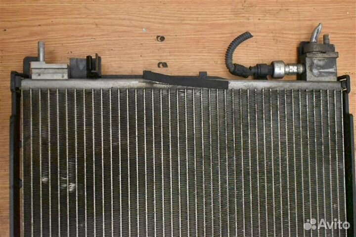 Радиатор кондиционера Opel Insignia лифтбек Z18XER