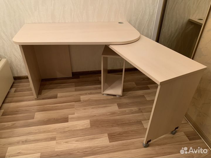 Письменный стол раздвижной