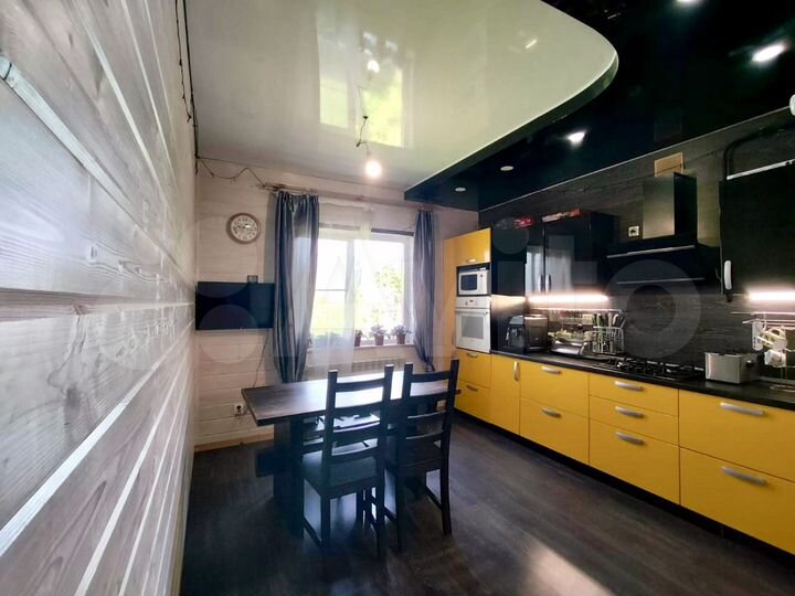 Дом 133 м² на участке 5 сот.