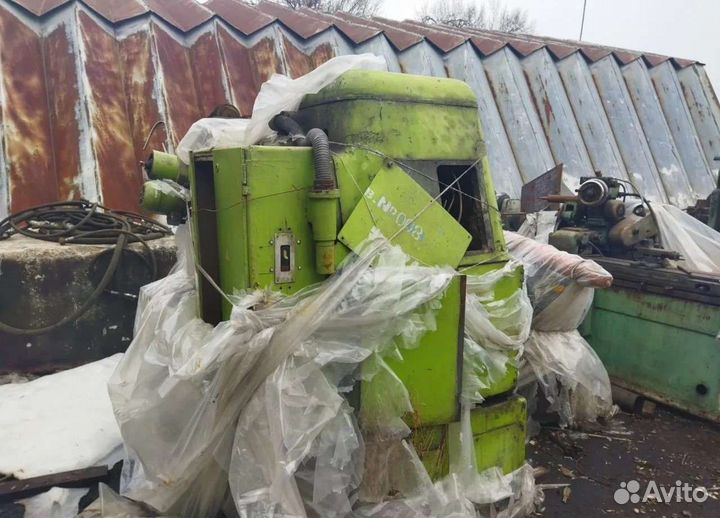 Зубофрезерный станок 5к324а