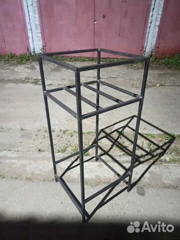 Подставка для капельного полива