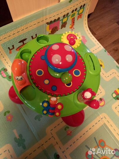 Развивающий музыкальный столик