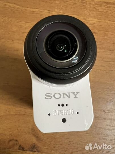 Экшен камера sony HDR-AS300