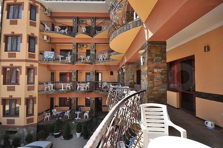 Комната 18 м² в 1-к., 1/4 эт.