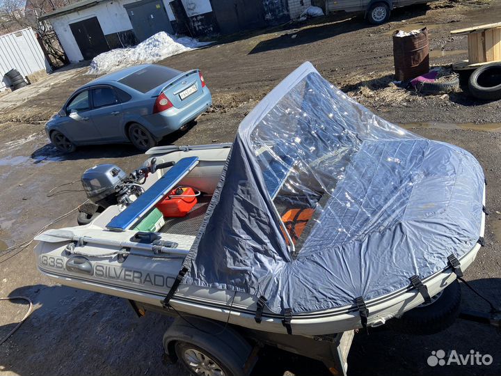 Лодка с мотором