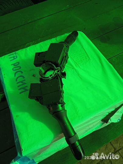 Подрулевой переключатель, Тойота 150