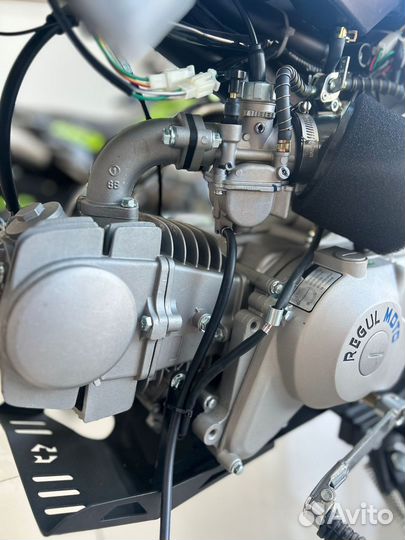 Питбайк Regulmoto five 125 EM механическая кпп